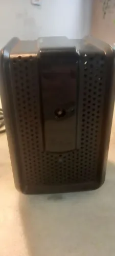 ESTABILIZADOR SMS Revolution Speedy 300VA | 300W - Monovolt Entr: - Saída: tomadas - PN 1