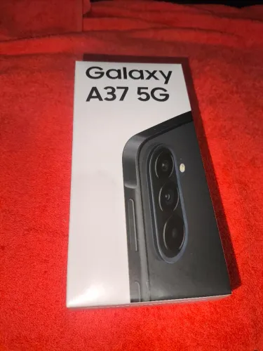 Samsung Galaxy A37 5G 256GB - Lacrado Nf + Garantia