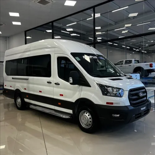 Ford Transit Minibus Vidrada 2.0 16V DIE Aut. 2026