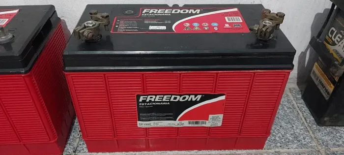 Bateria estacionária Freedom DF1500
