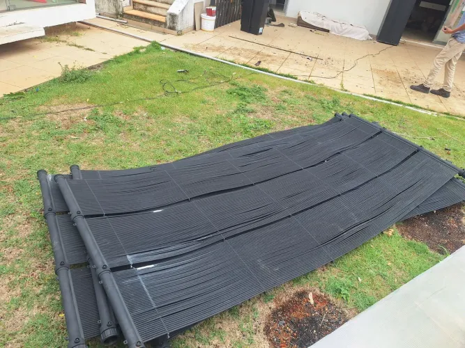 Coletor e aquecedor solar