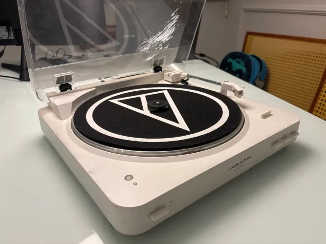 Toca discos Audio Technica Bluetooth