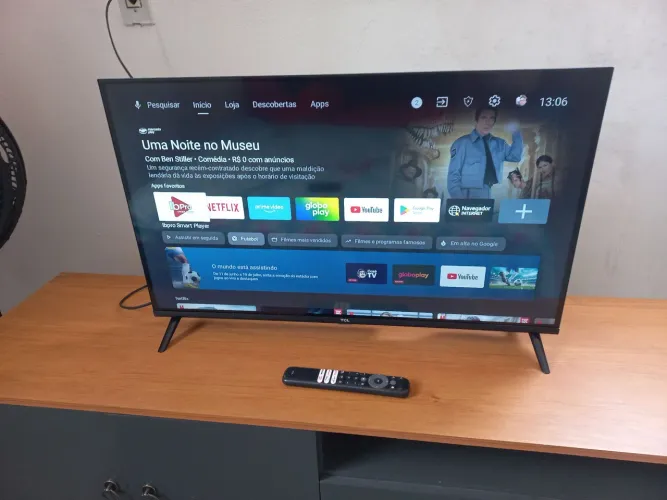 Smart TV TCL Android 32 polegadas 8 meses de uso.