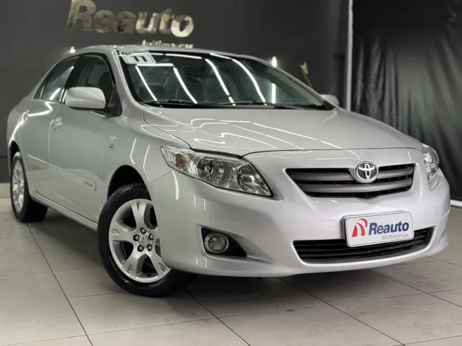Toyota Corolla GLI 1.8 Flex 16V Aut. 2011