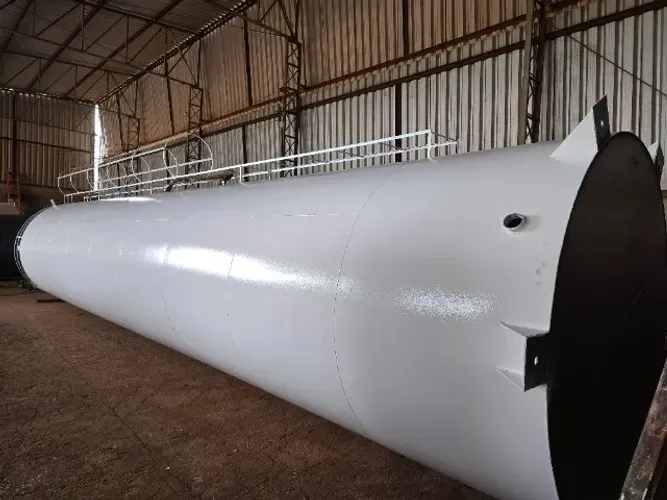caixa d agua taça e tubular e apoiada