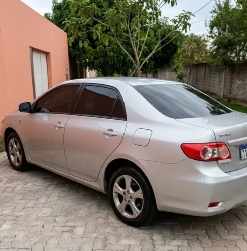 Toyota Corolla GLI 1.8 Flex 16V Aut. 2014