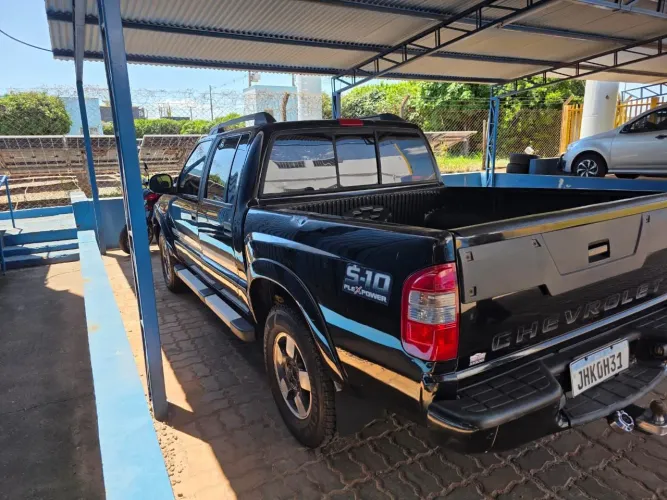 Chevrolet S10 P-up Executive 2.4 MPFI F.power CD 2010