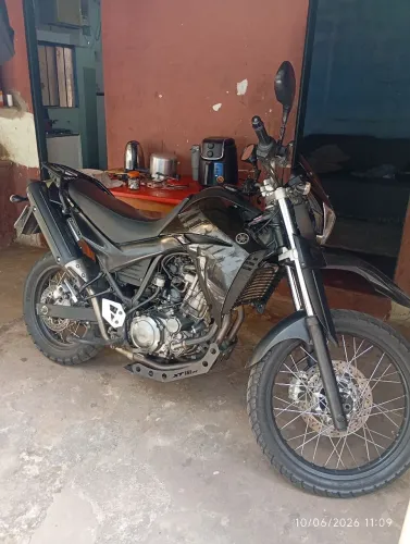 Vendo ou troco por veículo XT 660 2008 top