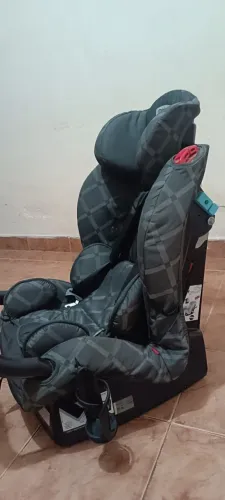 Vendo cadeirinha de criança para carro 