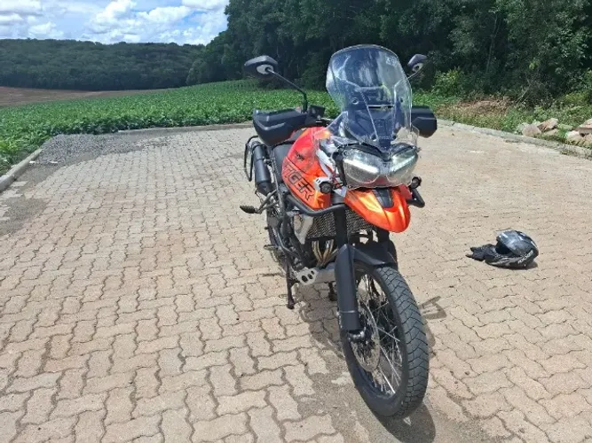 Tiger 800 XCA 2020