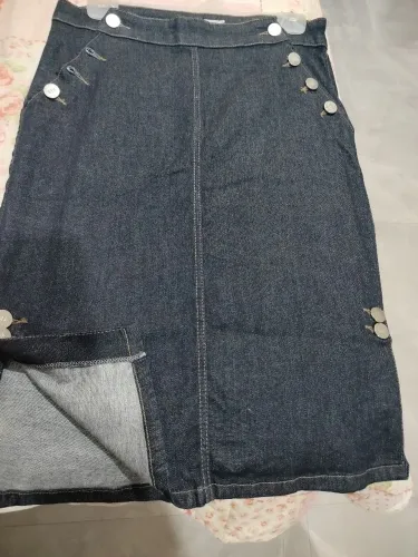 Saia lápis jeans feminina