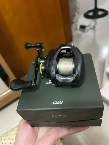 Vara Hammer + Carretilha Cw