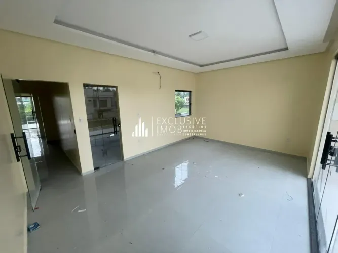 EUROVILLE CASA DE 4 SUÍTES, 199 METROS QUADRADOS É 5 BANHEIROS