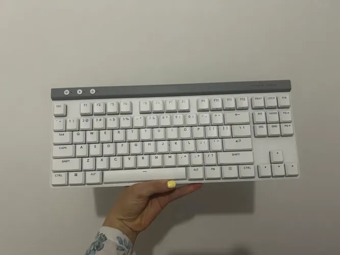 Teclado Logitech G515 Lightspeed TKL