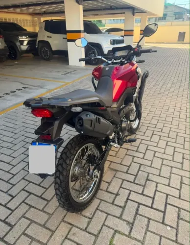 XR Adventure 300 2025