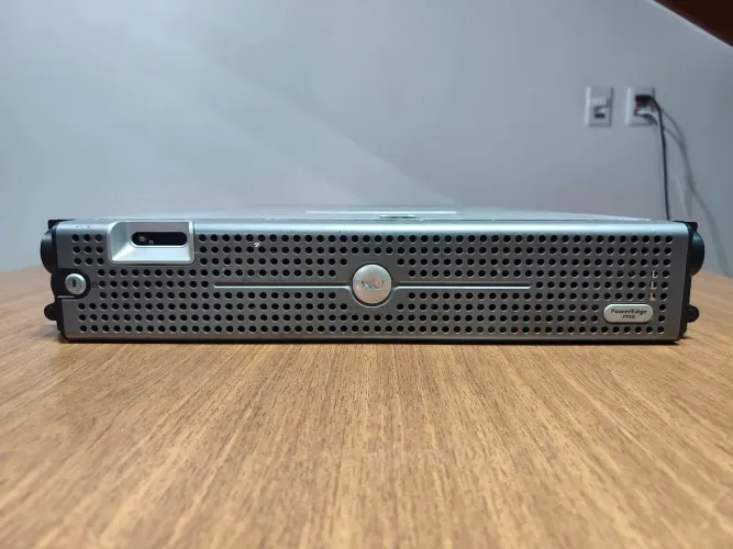 Servidor Dell PowerEdge 2950 8GB 10TB