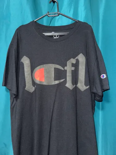 Camiseta Champion x Exclusiviist 1of1