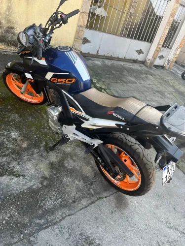 Moto para trabalho