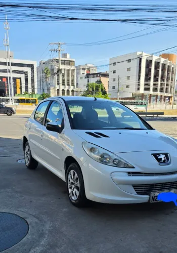 Peugeot 207 XR 1.4 Flex 8V 5P 2012