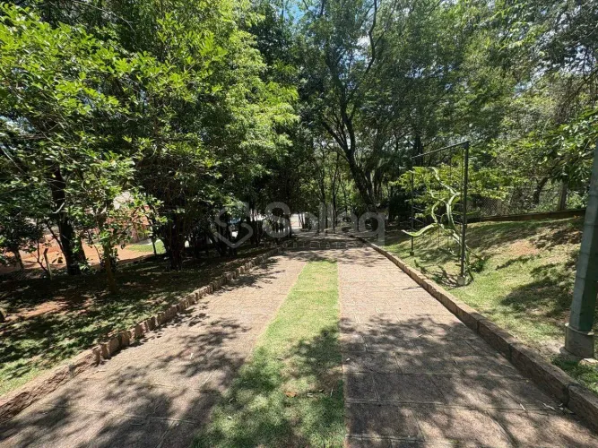 Terreno no Bairro Residencial Canjaranas em Vinhedo, interior de São Paulo.