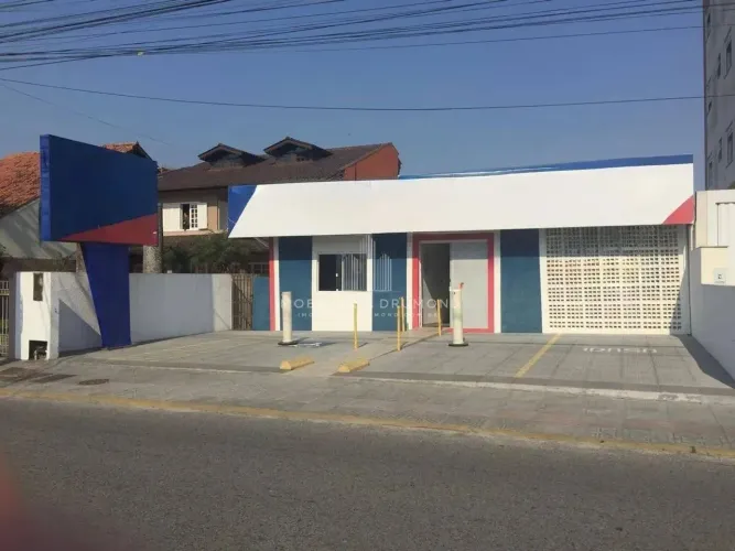 Comercial com mais de 7 salas , Centro - Biguaçu