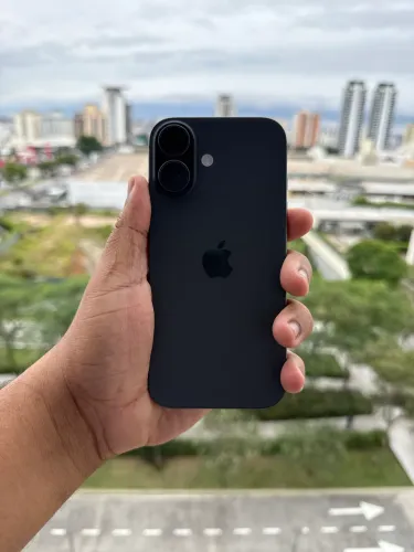 IPHONE 17 PRETO USADO!!!!