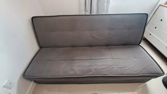 Sofá cama pouco uso