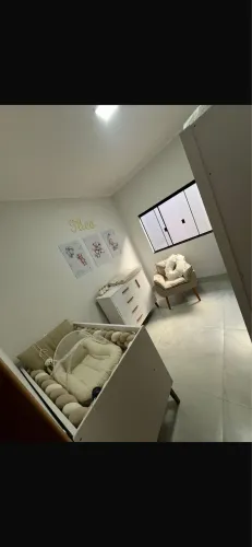 Berço e cômoda