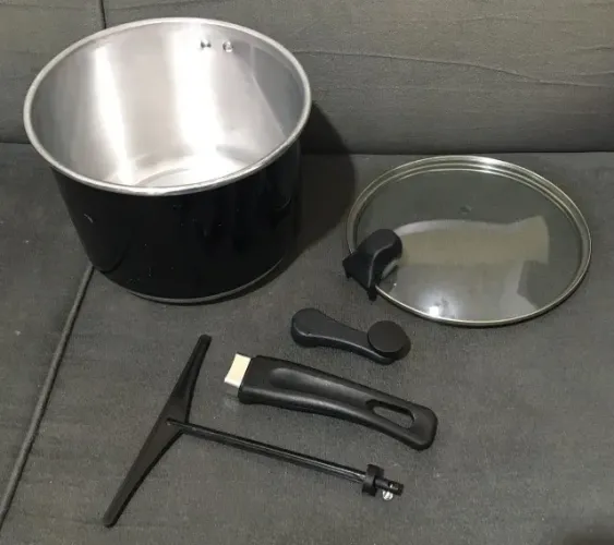 Panela Pipoqueira N°20 4 Litros de Alumínio Color com Tampa de Vidro - NOVA
