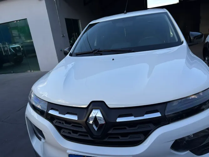 Renault Kwid Intense 1.0 Flex 12V 5P Mec. 2023