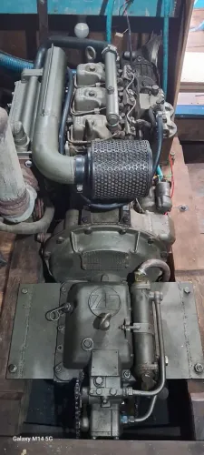 Motor MWM 45 229 e Reversor ZF 3.1