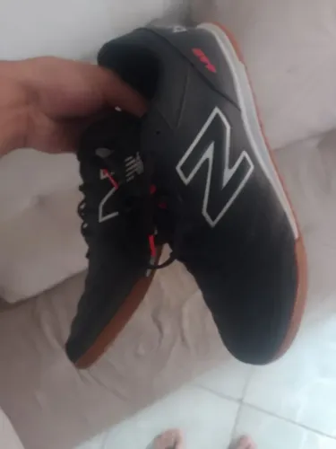 Chuteira new balance 442