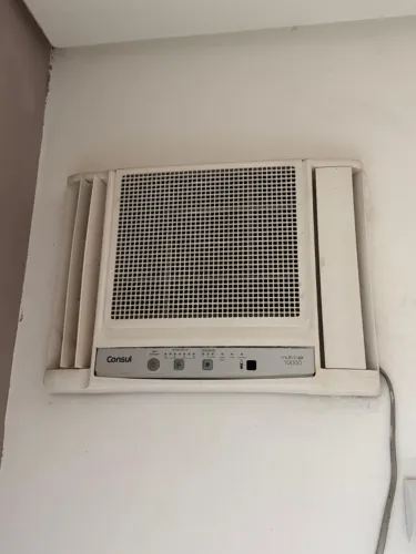 Ar-Condicionado Janela / Parede Consul 10000 BTUs Frio CCN10DB