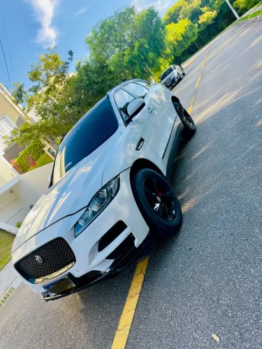 Jaguar F-Pace 2.0 Prestige 180cv Diesel Aut. 2017