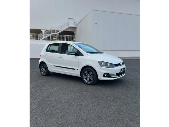 Volkswagen Fox RUN 1.6 Flex 8V 5P 2017
