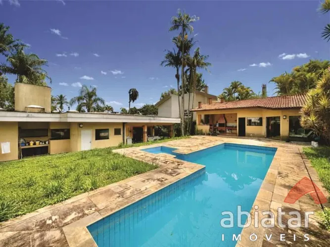 Casa à venda no Condomínio Nova Higienópolis 720m² 5 suítes Jandira/SP