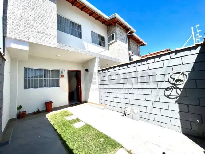 Sobrado com 2 dormitórios à venda, 66 m² por R$ 400.000,00 - Pontal de Santa Marina - Cara
