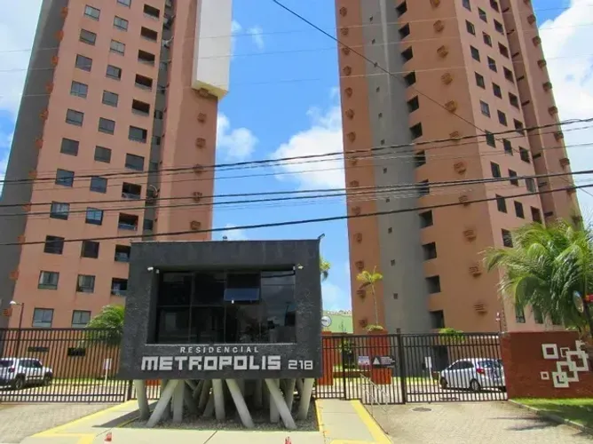 Oferta!! Apartamento 2/4 Suite, Sombra, Andar alto - No Condomínio Metrópolis - Candelária