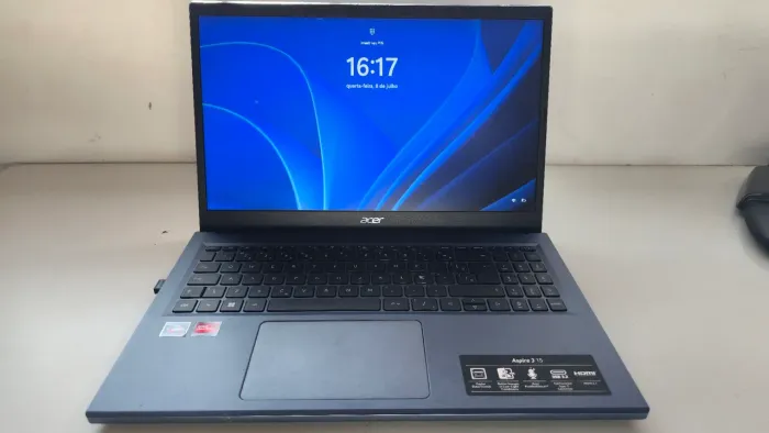 Notebook Acer Aspire 3 15 - Ryzen 5 Série 7000 - 8GB - SSD 512GB - Estado de Novo