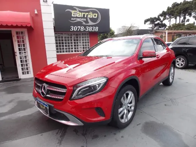 Mercedes-Benz GLA 200 Adv. 1.6/1.6 TB 16V Flex Aut. 2016