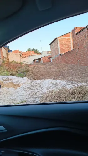 Tereno 6x25 no centro de Japaratuba com escritura