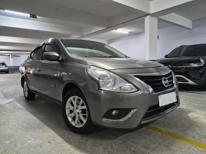 Nissan Versa SL 1.6 16V Flexstart 4P Mec. 2016