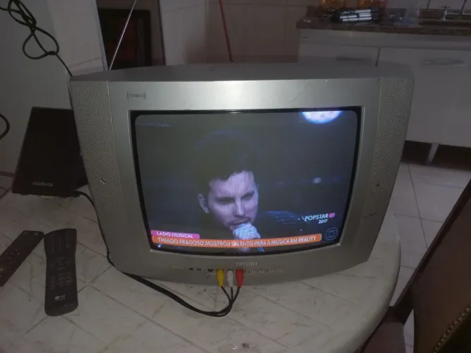 TV Philips 14" de tubo