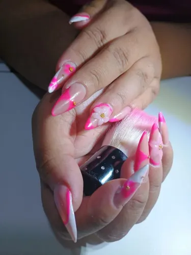 Modelos para unha em gel