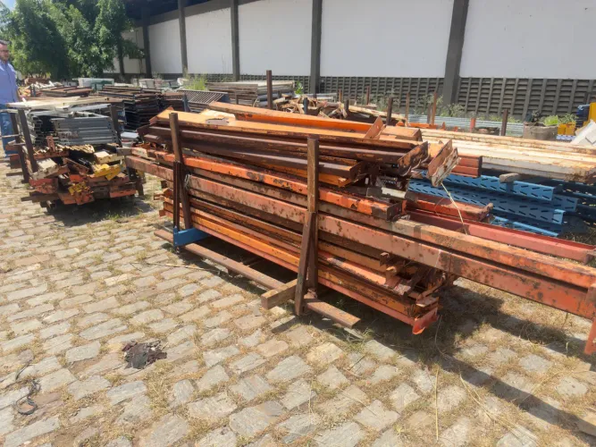 Porta pallets usado ?peças ? 