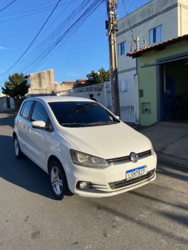 Volkswagen Fox Highline 1.6 Flex 16V 5P 2016