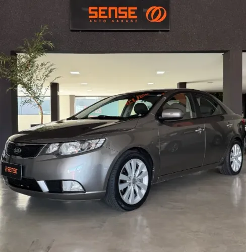 Kia Motors Cerato 1.6 16V Aut. 2013