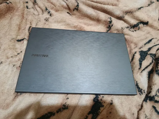 Notebook positivo semi-novo 