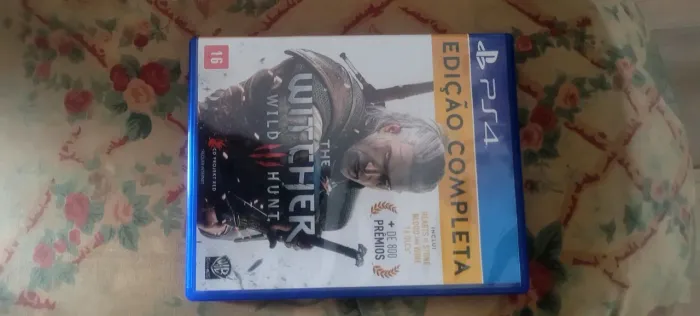 JOGO PLAYSTATION PS4 THE WITCHER WILD HUNT EDIÇÃO COMPLETA EM ÓTIMO ESTADO DE CONSERVAÇÃO 