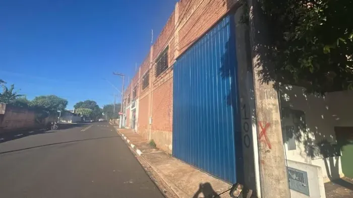 Prédio 202m² | Estrela do Norte-SP | Centro - Condições de Pagamento Facilitadas, Entre em